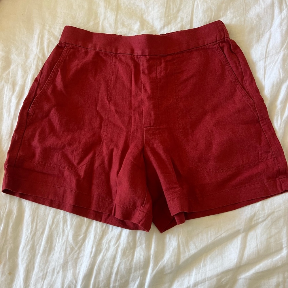 NWT Banana Republic red linen shorts